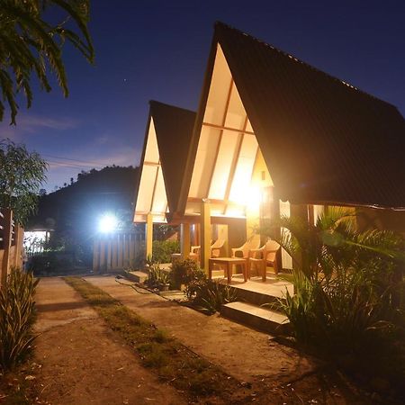 Bale Baleku Homestay Praya Exterior photo